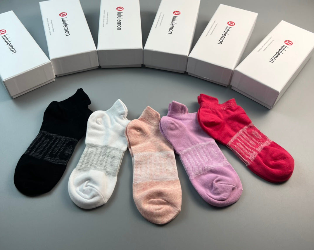 Lululemon Cotton Circular Emblems Ankle Socks
