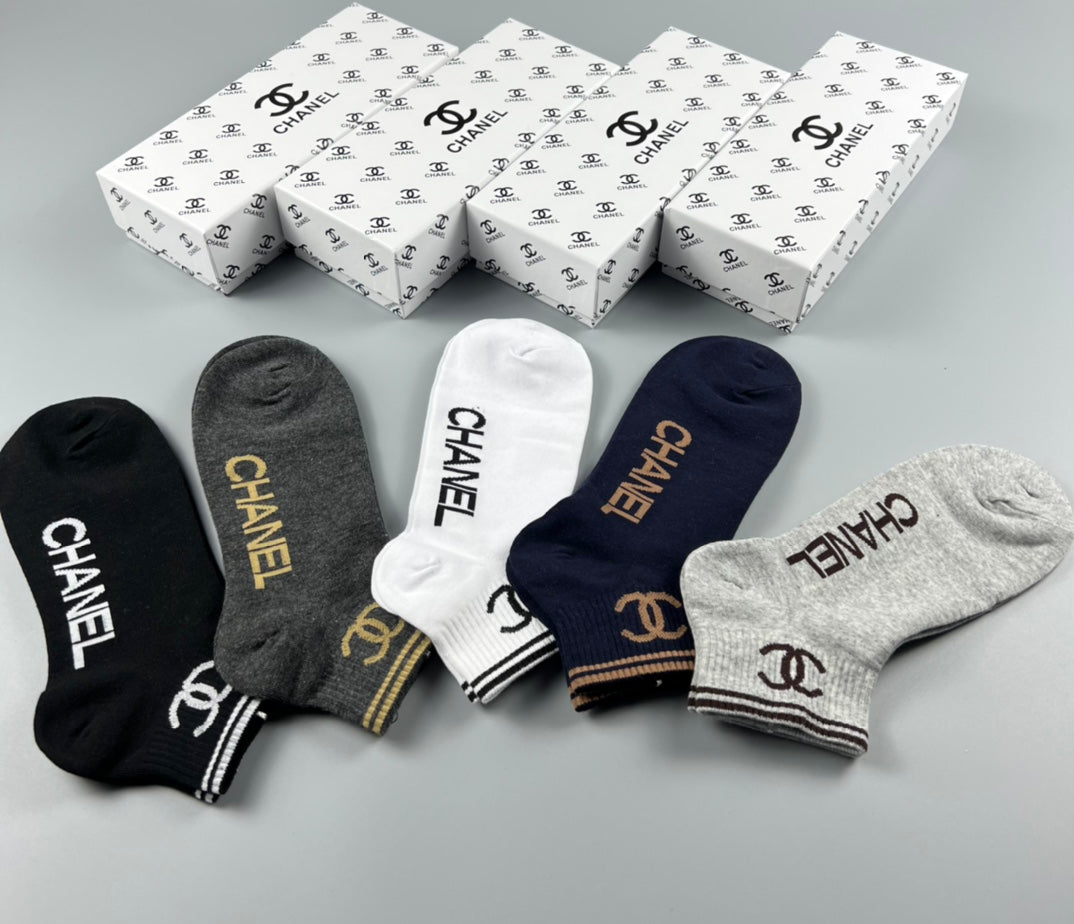 Chanel Emblem And Wordmark Details No-Show Socks - 5-Pair Set