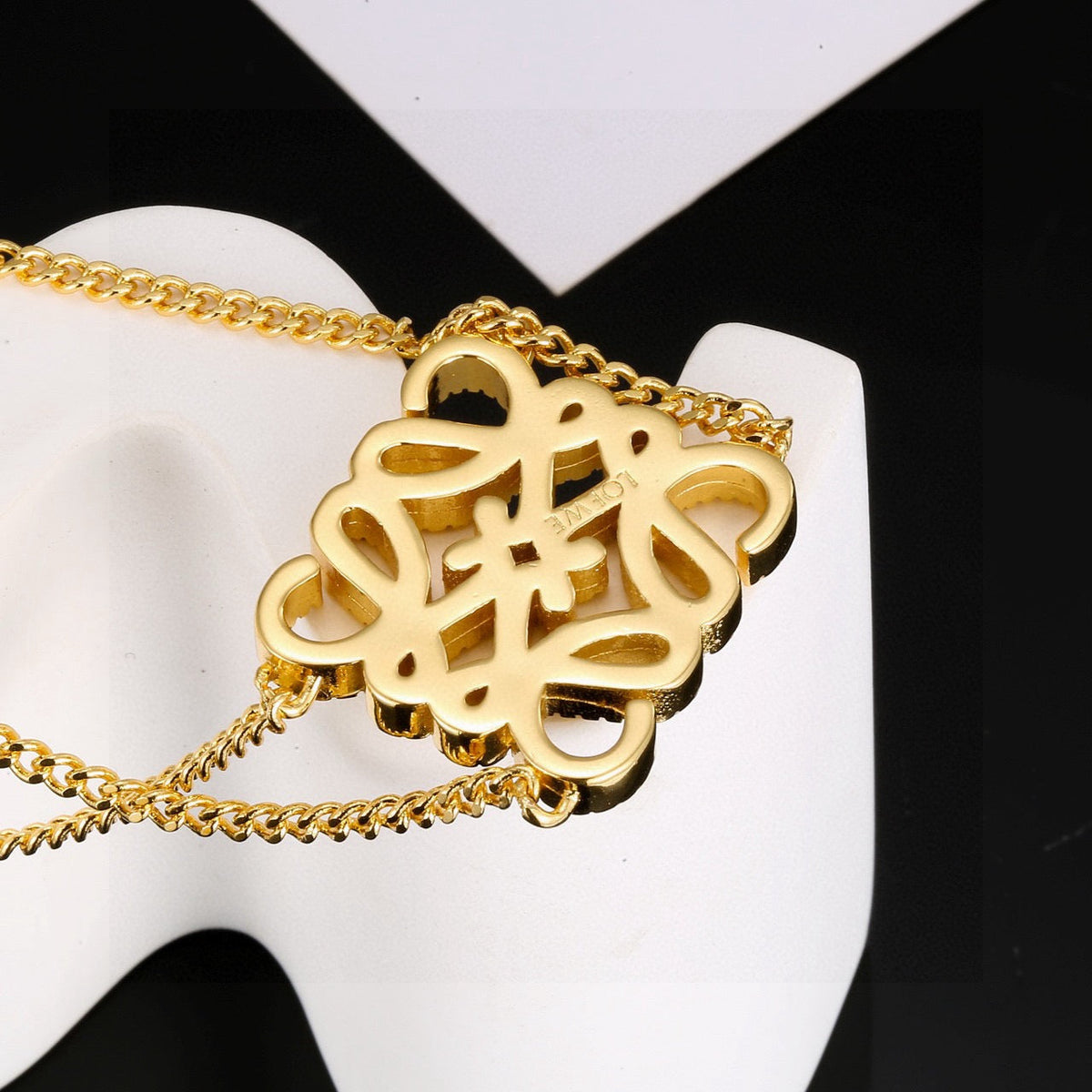 Martin Graham bracelet in polished metal-tone – front view