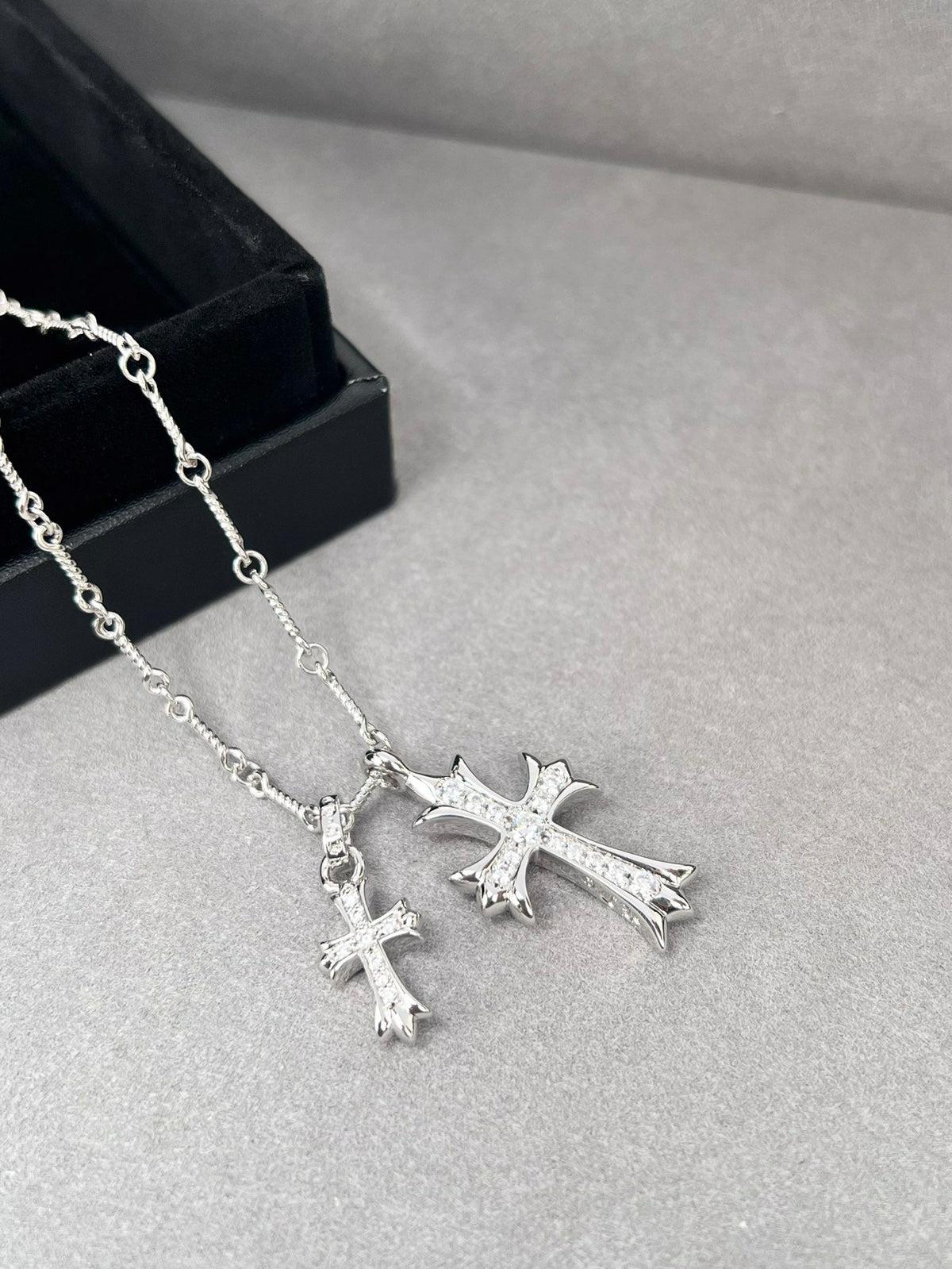Martin Graham pendant necklace in polished metal-tone – front product view