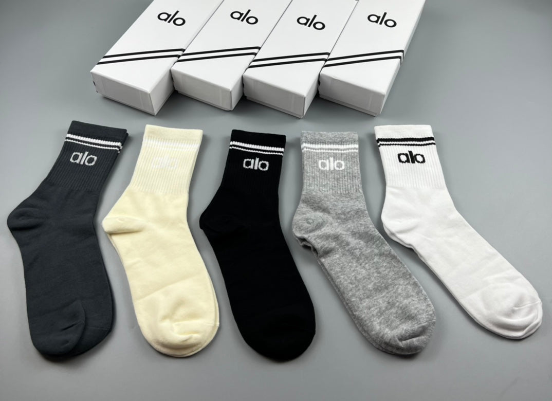 Alo Classic Crew Socks - Assorted Set