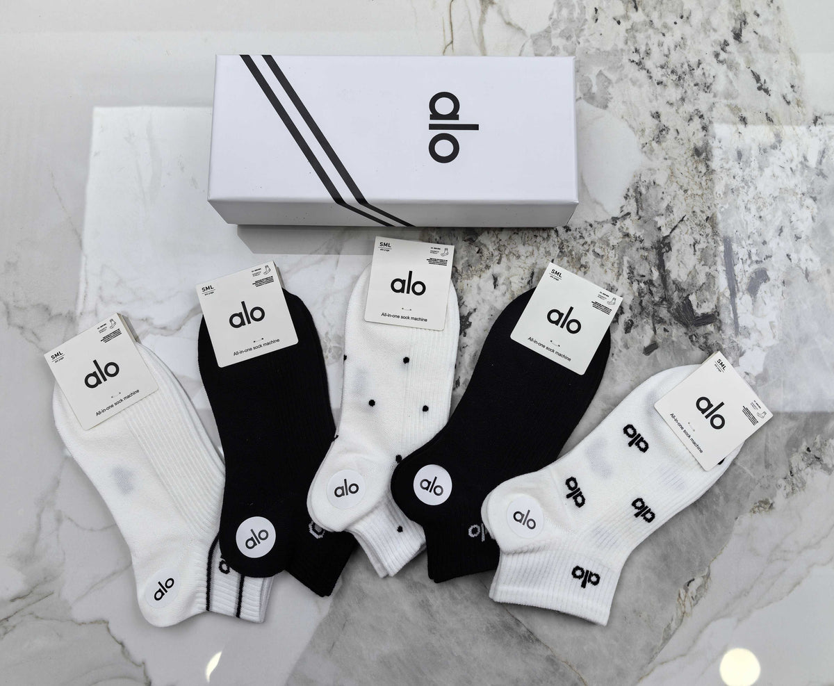 Alo Mixed Neutral Logo Detail No-Show Socks - 5-Pair Set