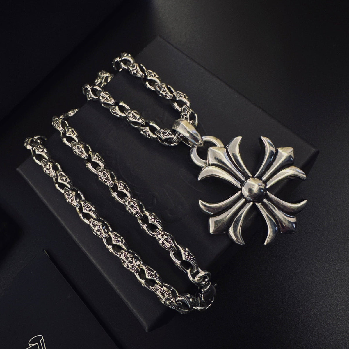 Martin Graham pendant necklace in polished metal-tone – front product view