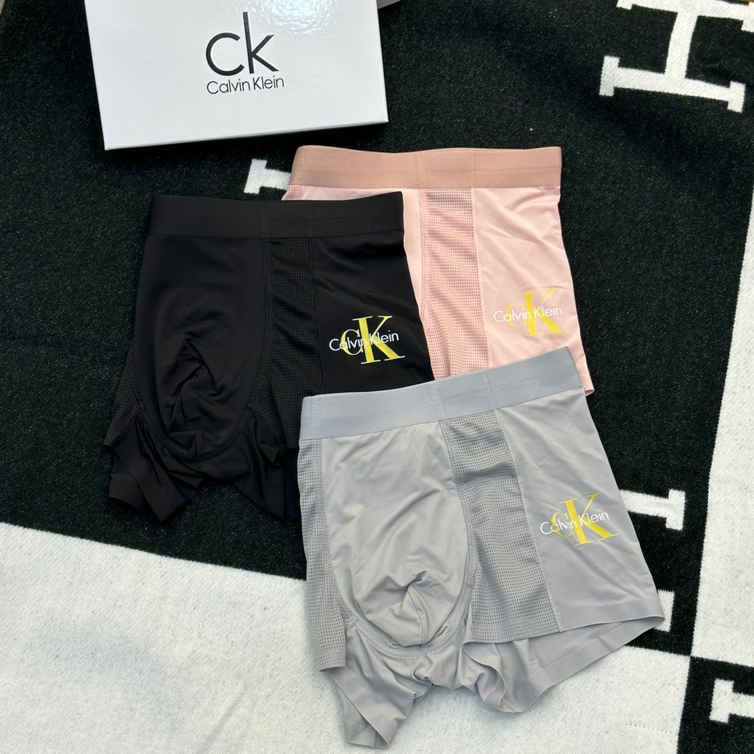 Louis Vuitton Solid Panels And Visible Emblem Details Men's Boxer Briefs - 3-Piece Box