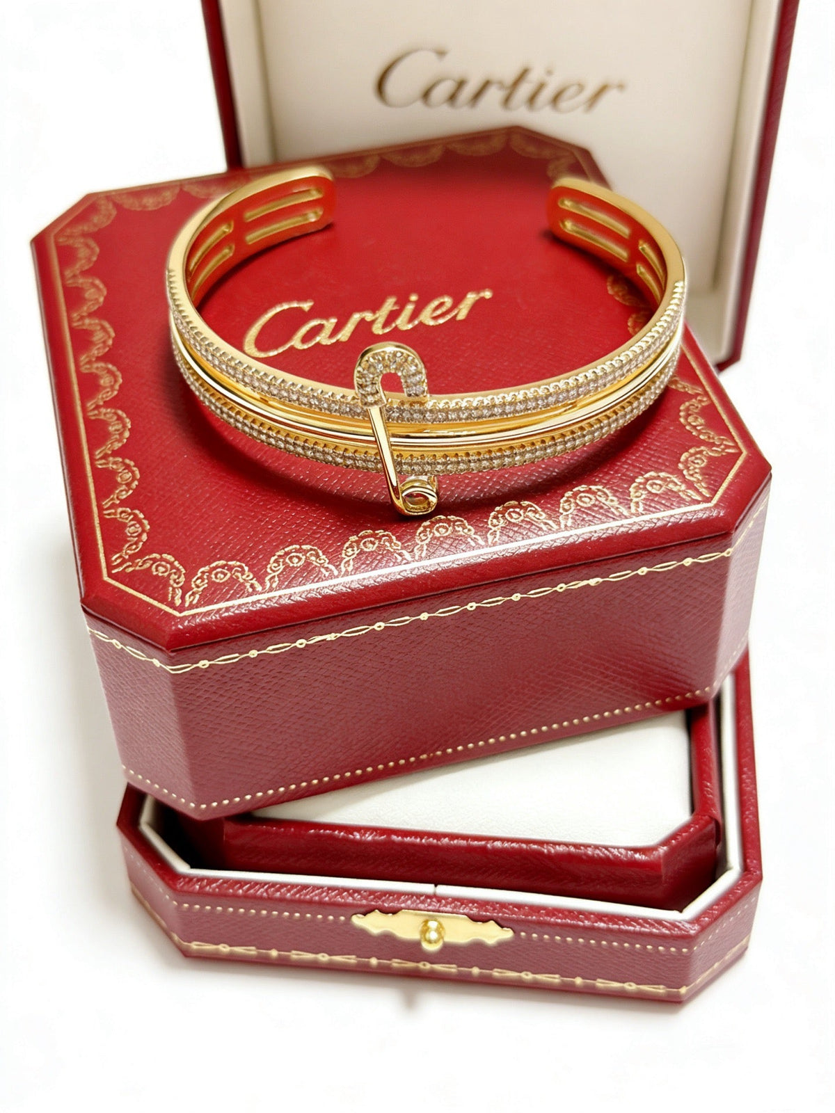 Martin Graham bracelet in polished metal-tone – front view