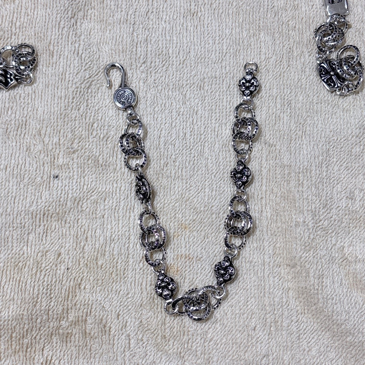 Martin Graham bracelet in polished metal-tone – front product view