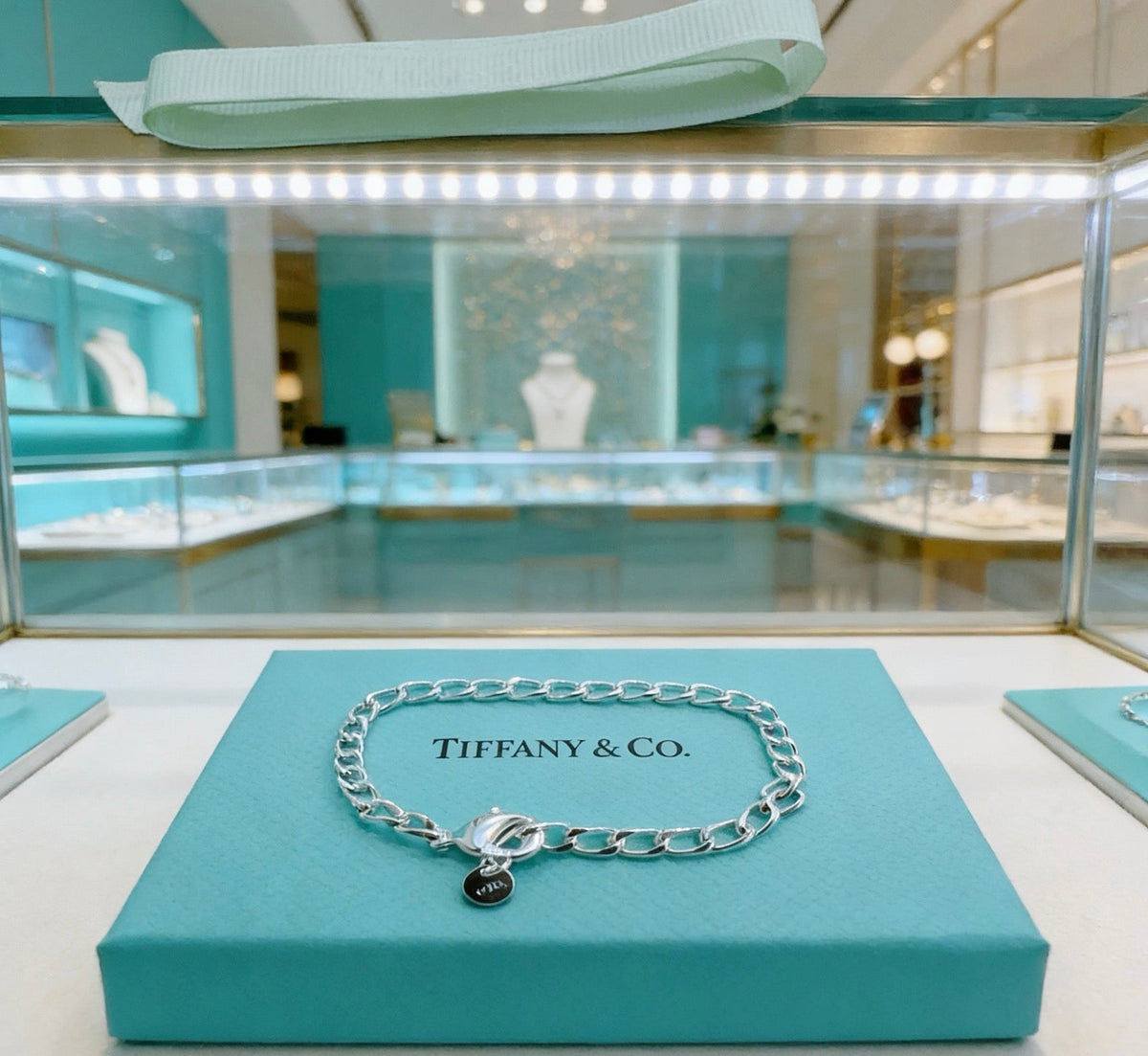 Martin Graham bracelet in polished metal-tone – front product view