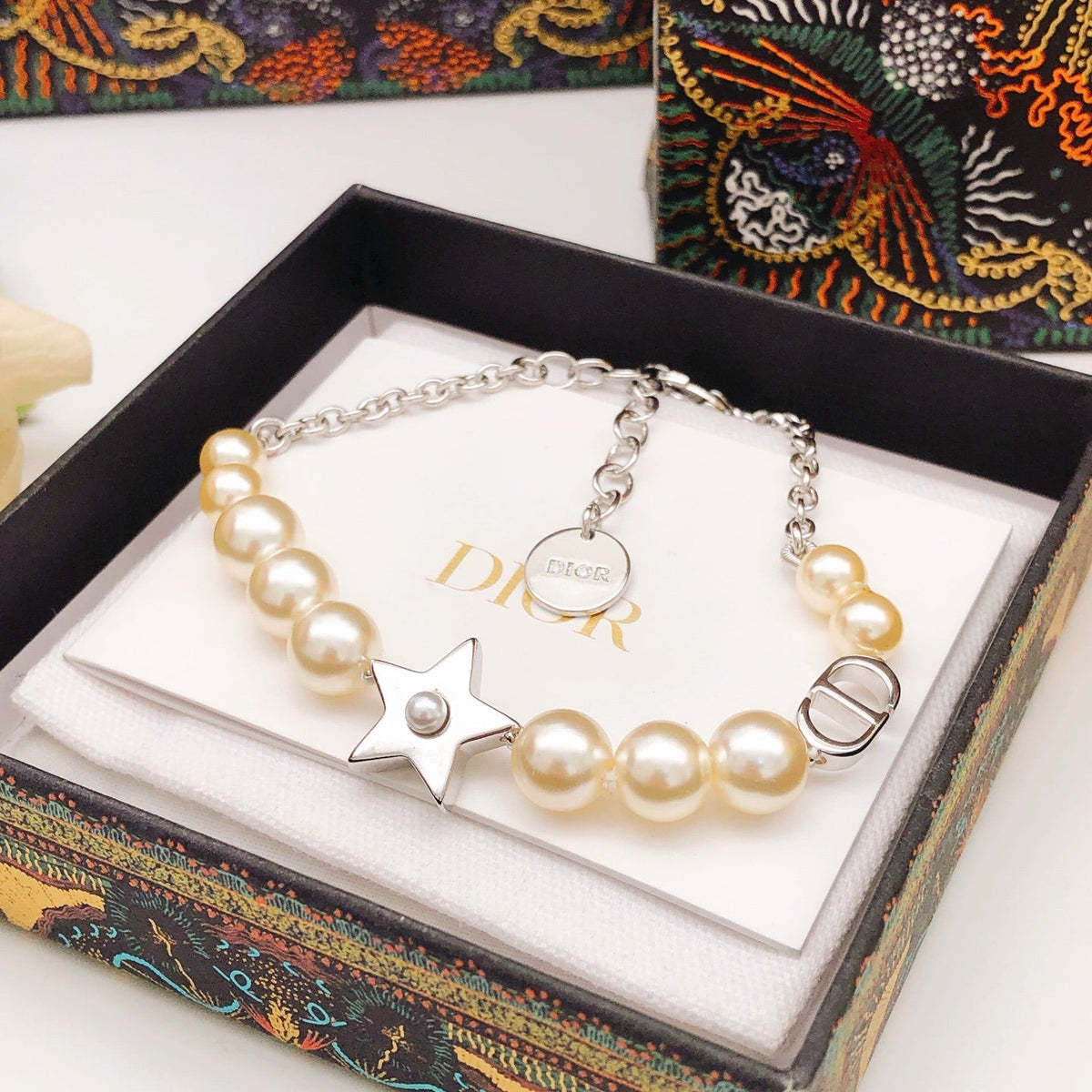 Martin Graham bracelet in polished metal-tone – front view