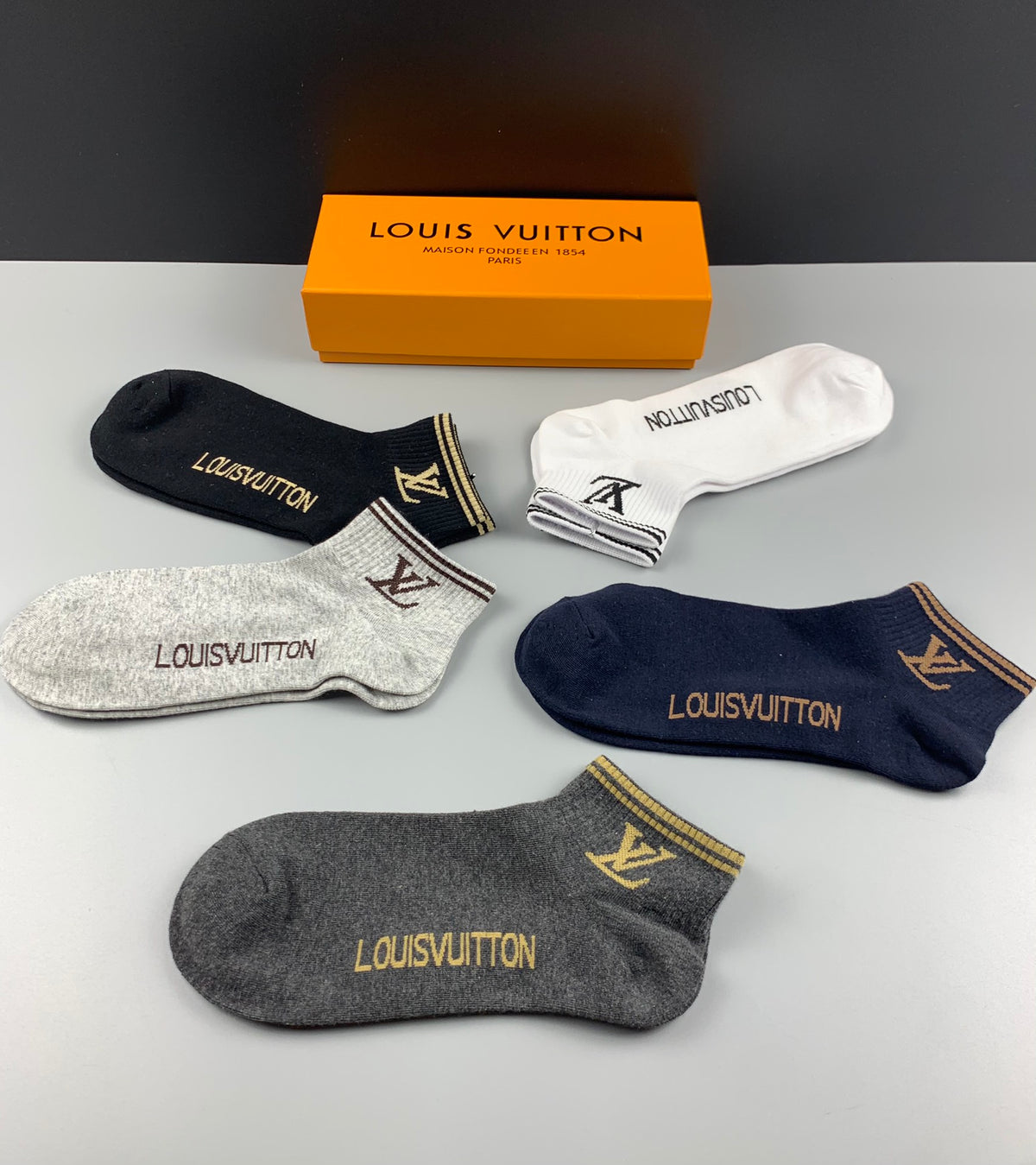 Louis Vuitton Restrained Wordmarks No-Show Socks - 5-Pair Set