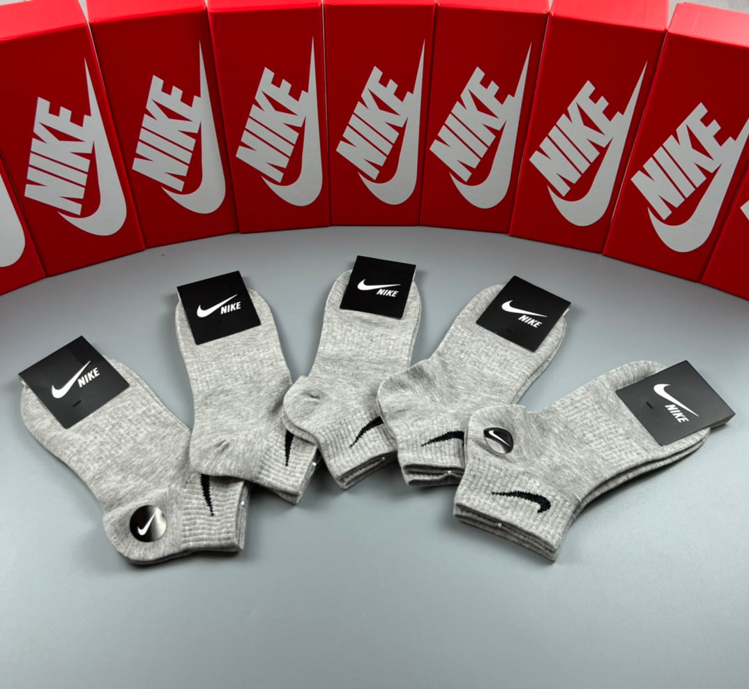 Nike Grey Swoosh Ankle Socks