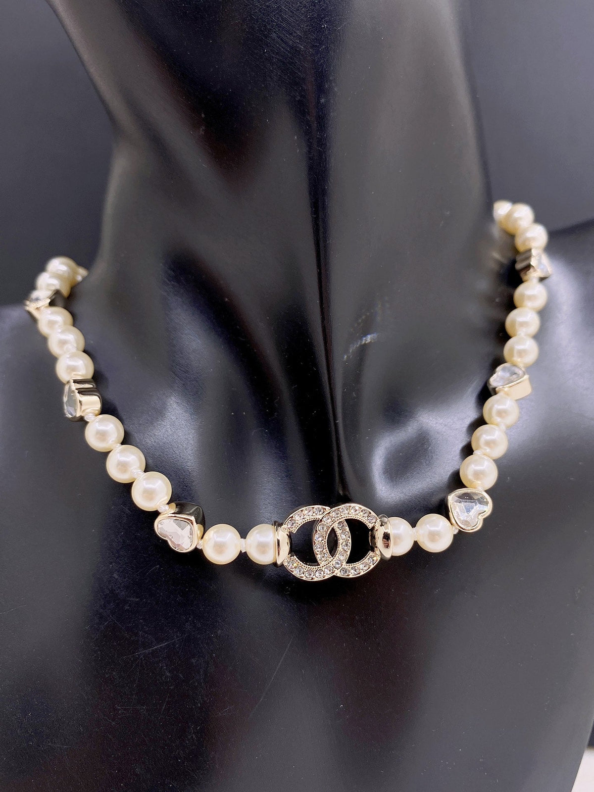 Heart Pearl-Detail Pendant Necklace – Pearl Detail – Design 006 front product view