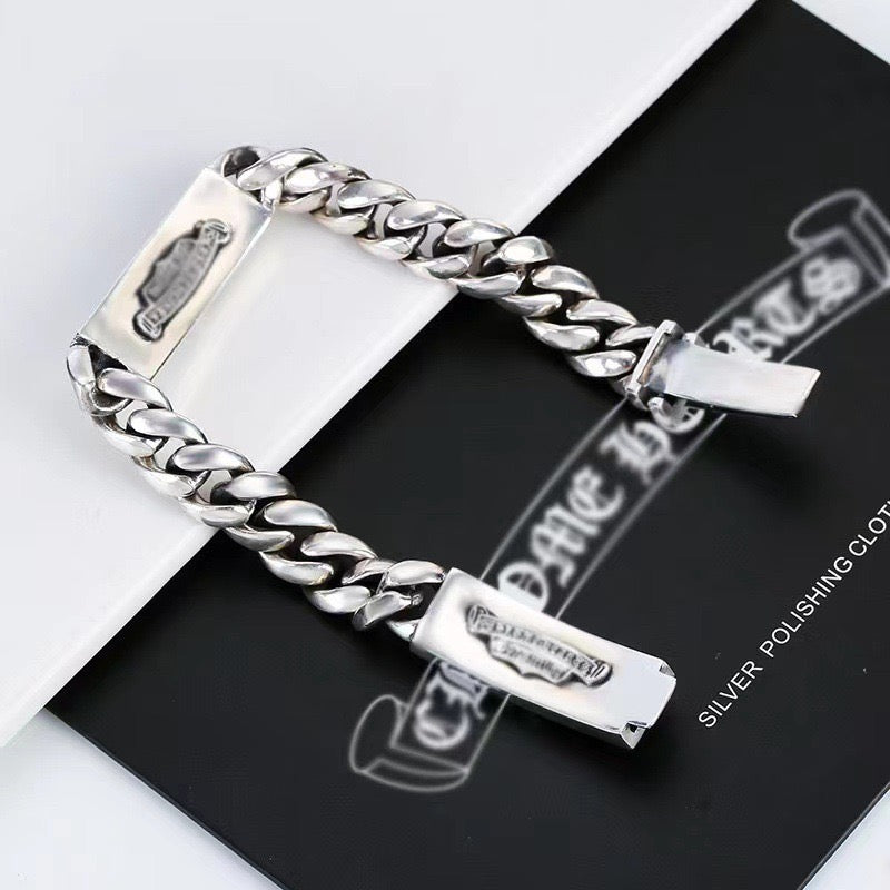 Martin Graham bracelet in polished metal-tone – front product view