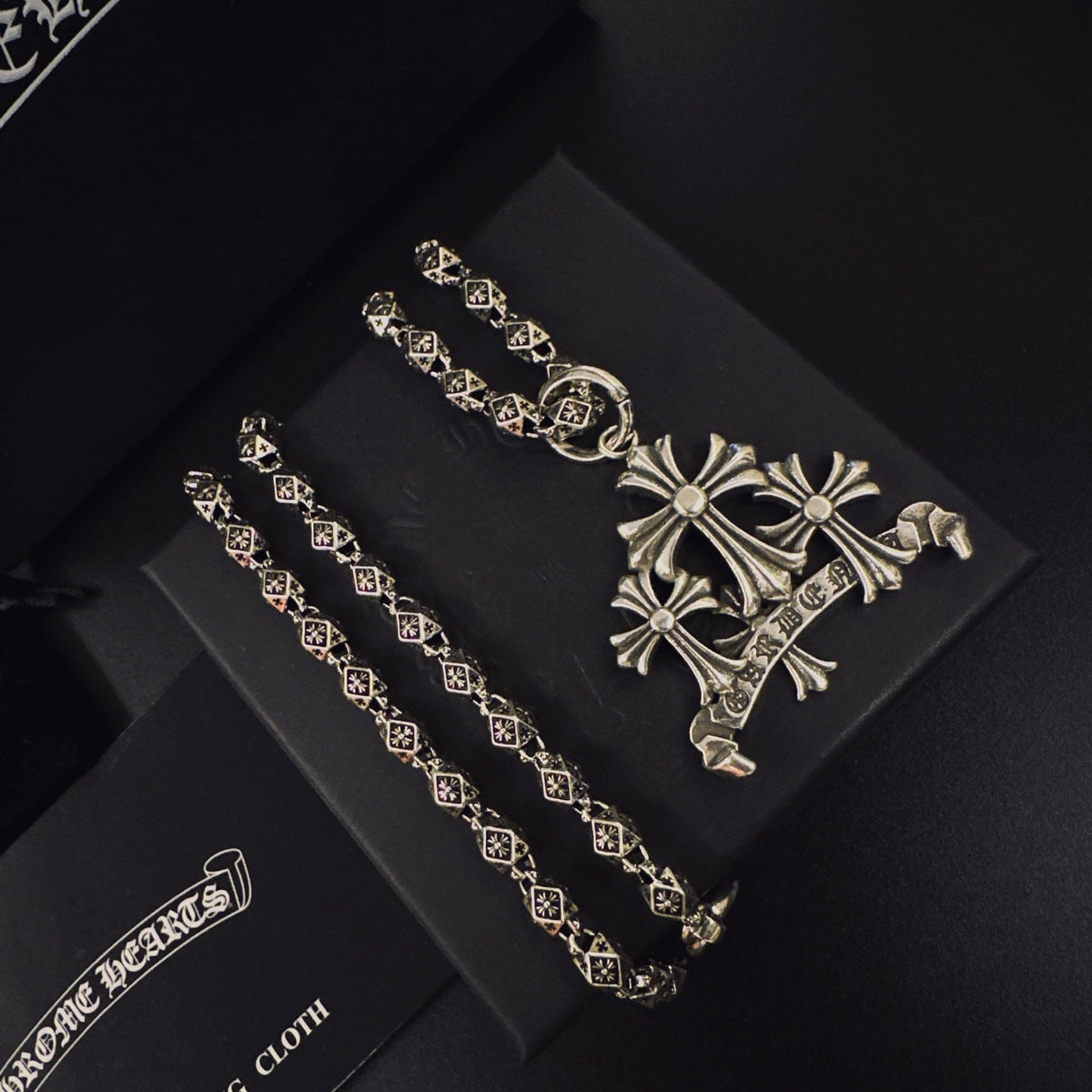Martin Graham pendant necklace in polished metal-tone – front product view