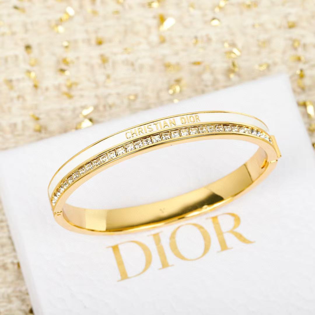 Martin Graham bracelet in polished metal-tone – front view