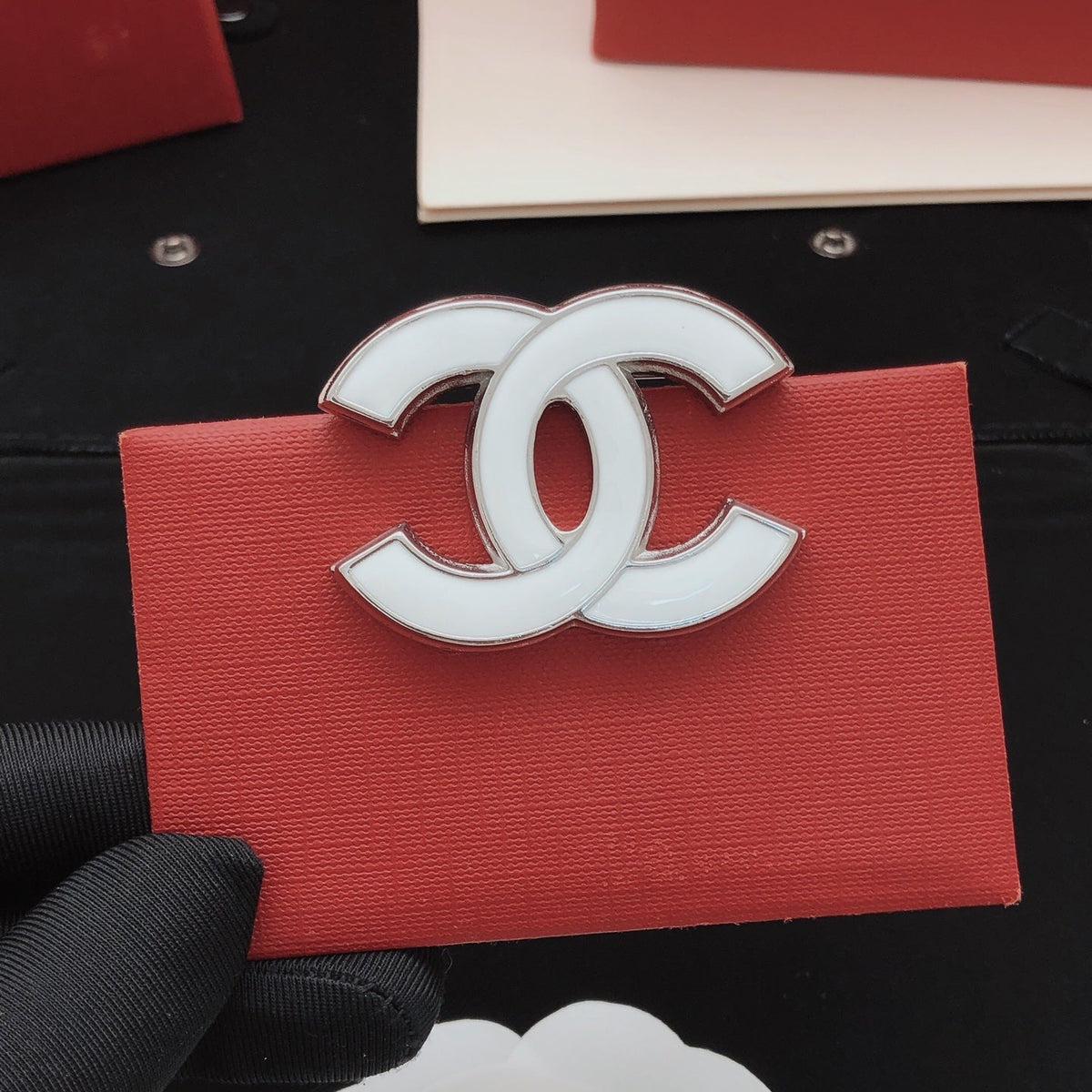 Martin Graham brooch in polished metal-tone – front view