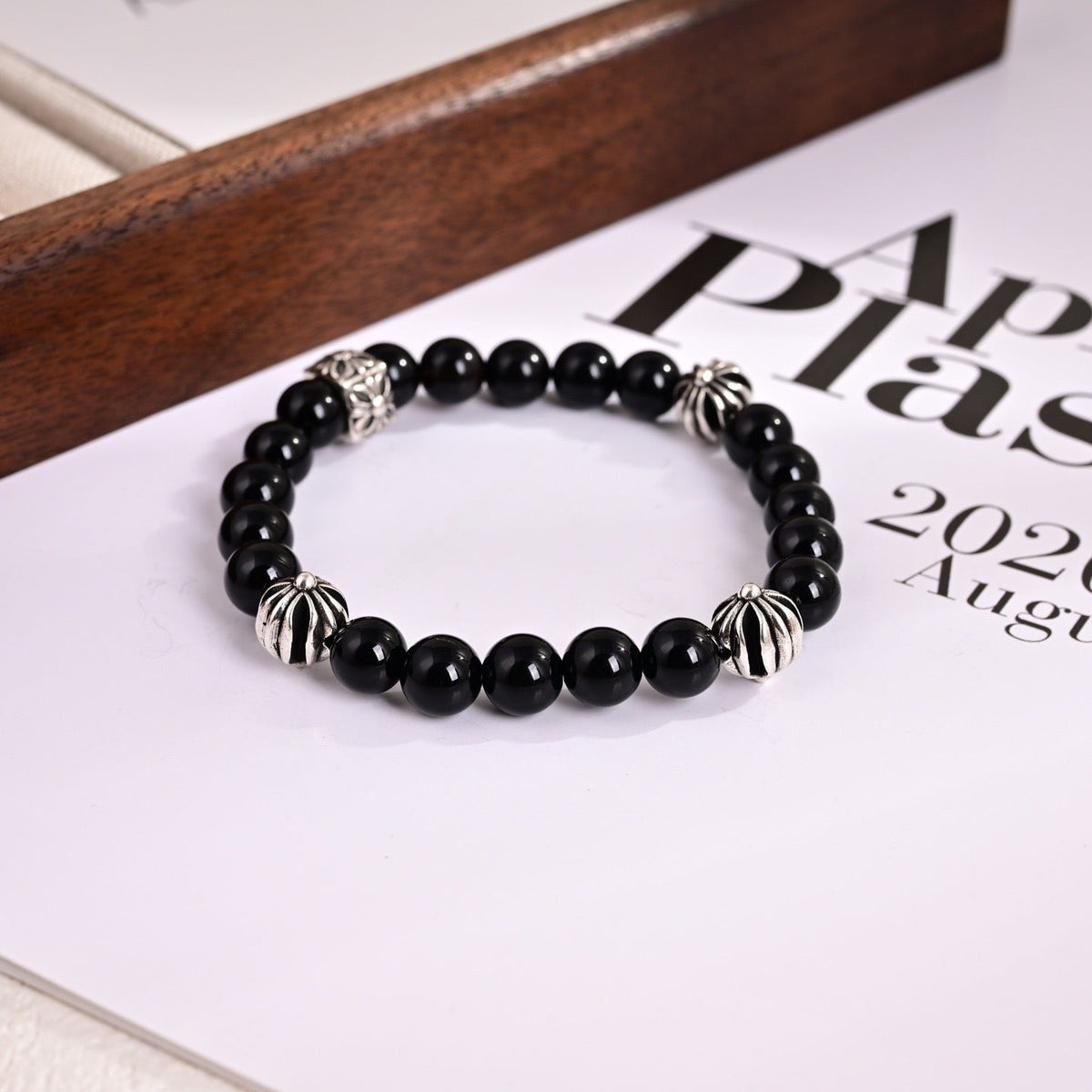 Martin Graham bracelet in polished metal-tone – detail view