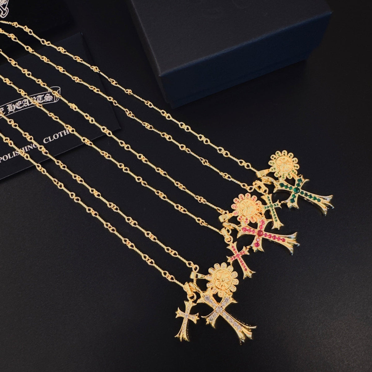 Martin Graham pendant necklace in polished metal-tone – detail view