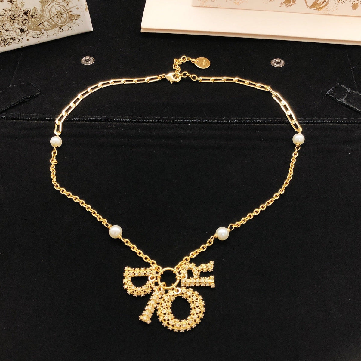 Martin Graham jewelry accessory in polished metal-tone – detail view