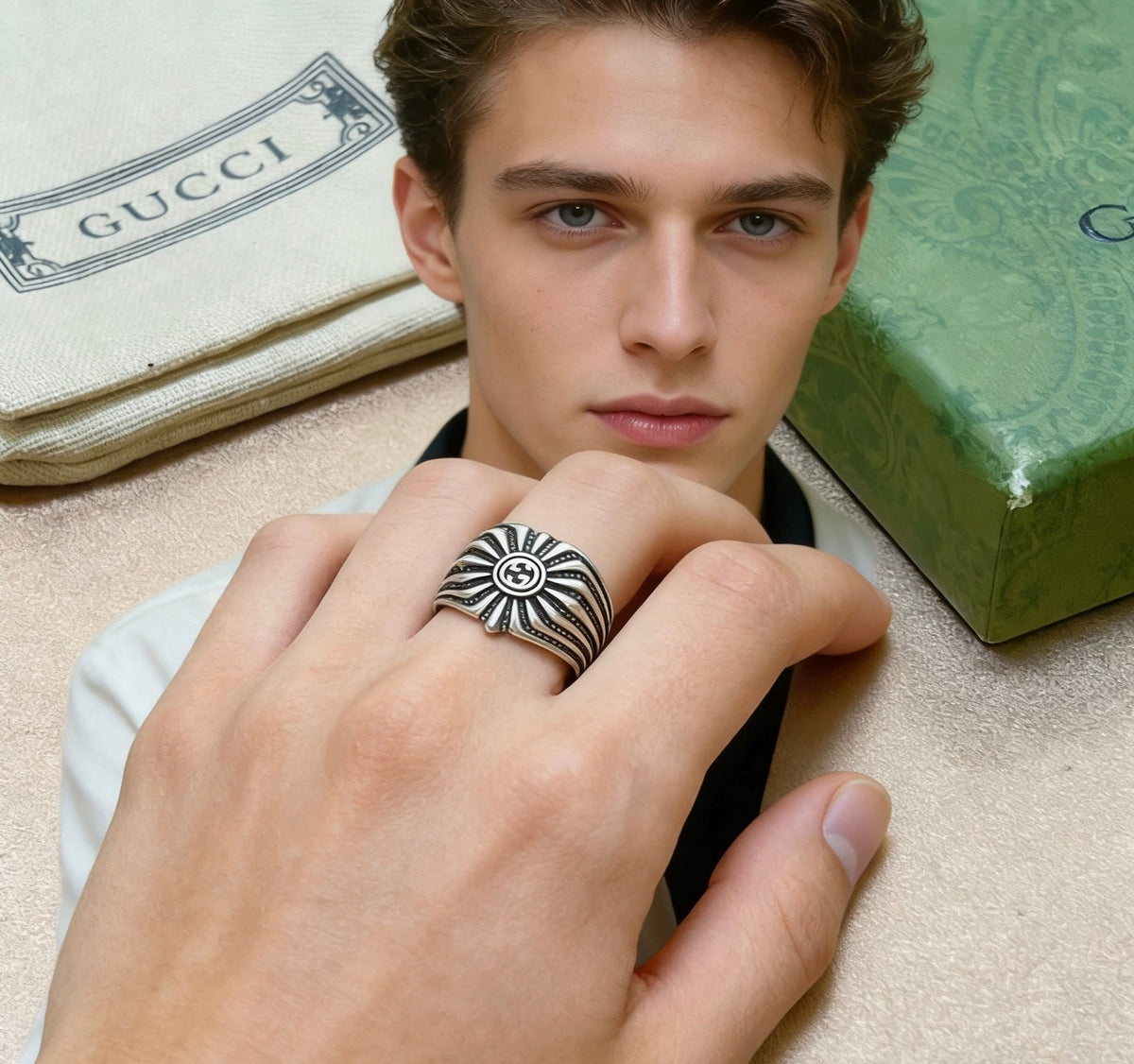 Martin Graham ring in polished metal-tone – detail view