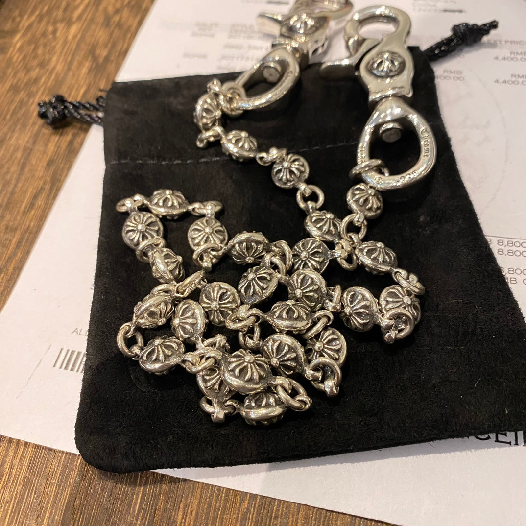 Martin Graham chain accessory in polished metal-tone – detail view