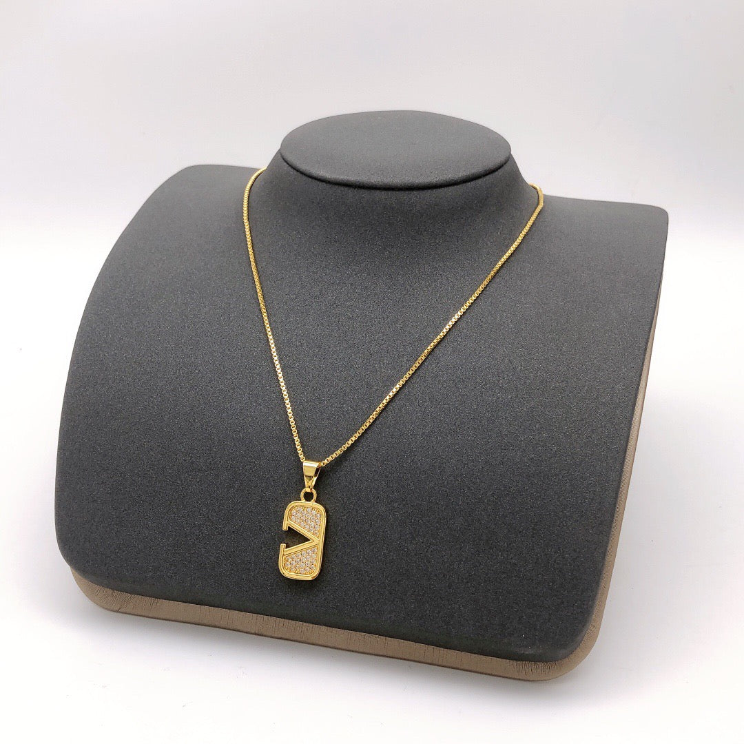 Martin Graham pendant necklace in polished metal-tone – detail view