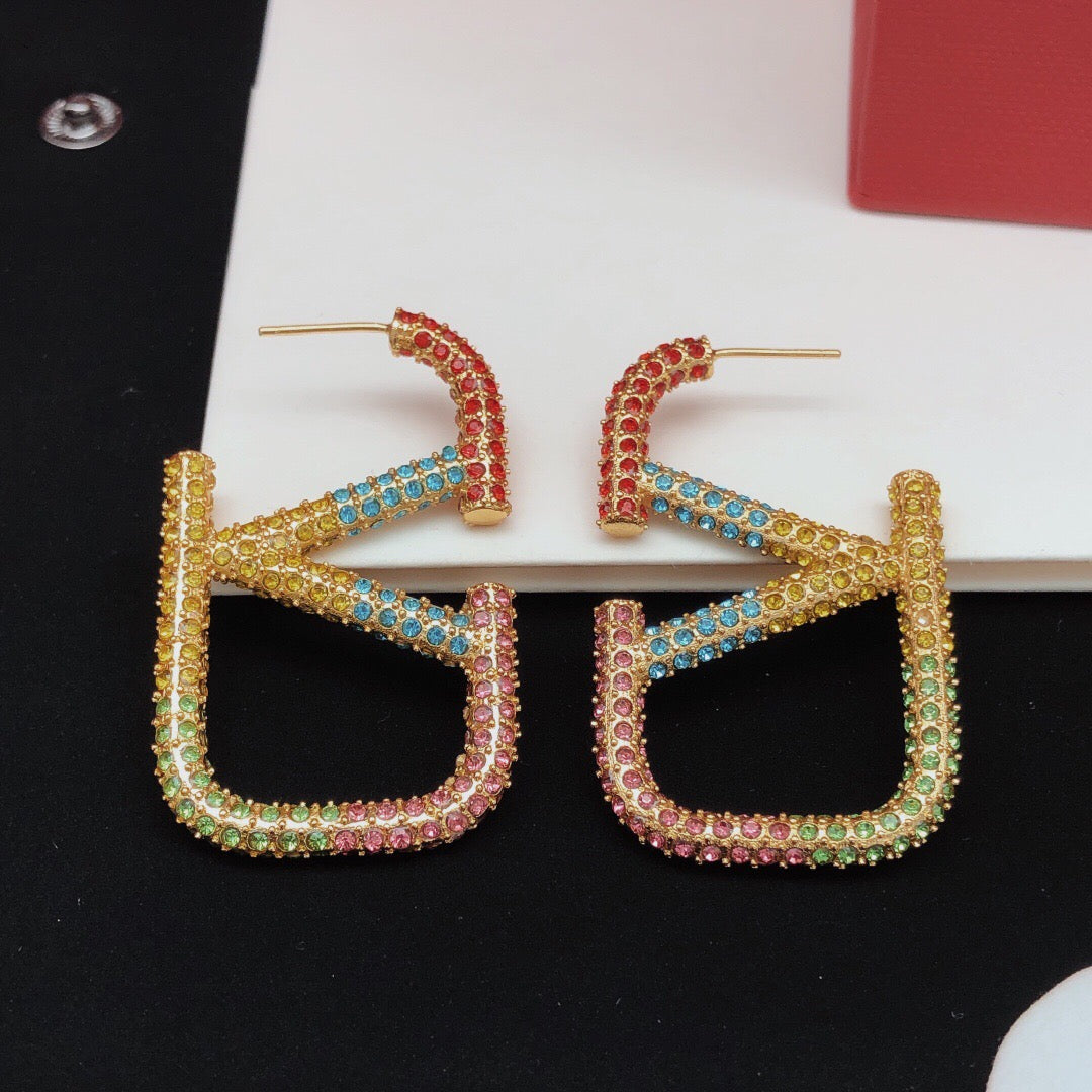 Martin Graham earrings in polished metal-tone – detail view