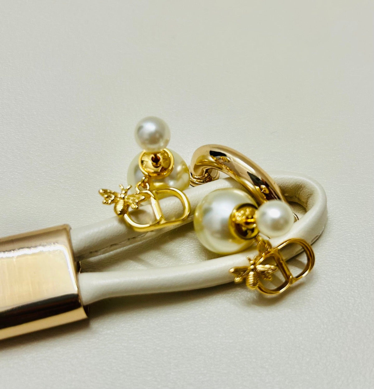 Martin Graham earrings in polished metal-tone – detail view