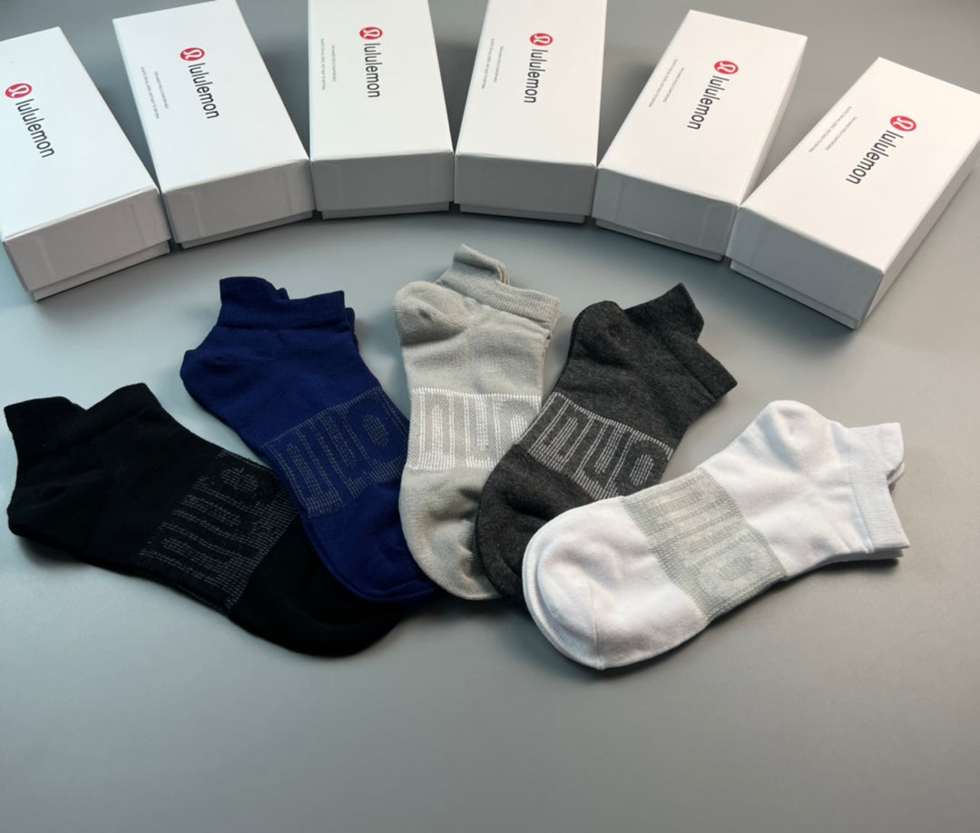 Lululemon Cotton Clean Logo Details No-Show Socks
