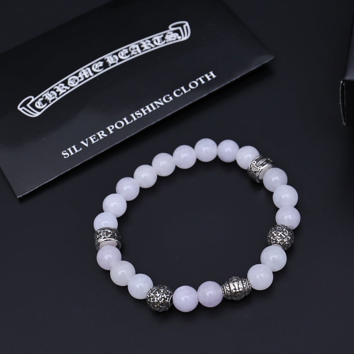 Martin Graham beaded bracelet in polished metal-tone – detail view