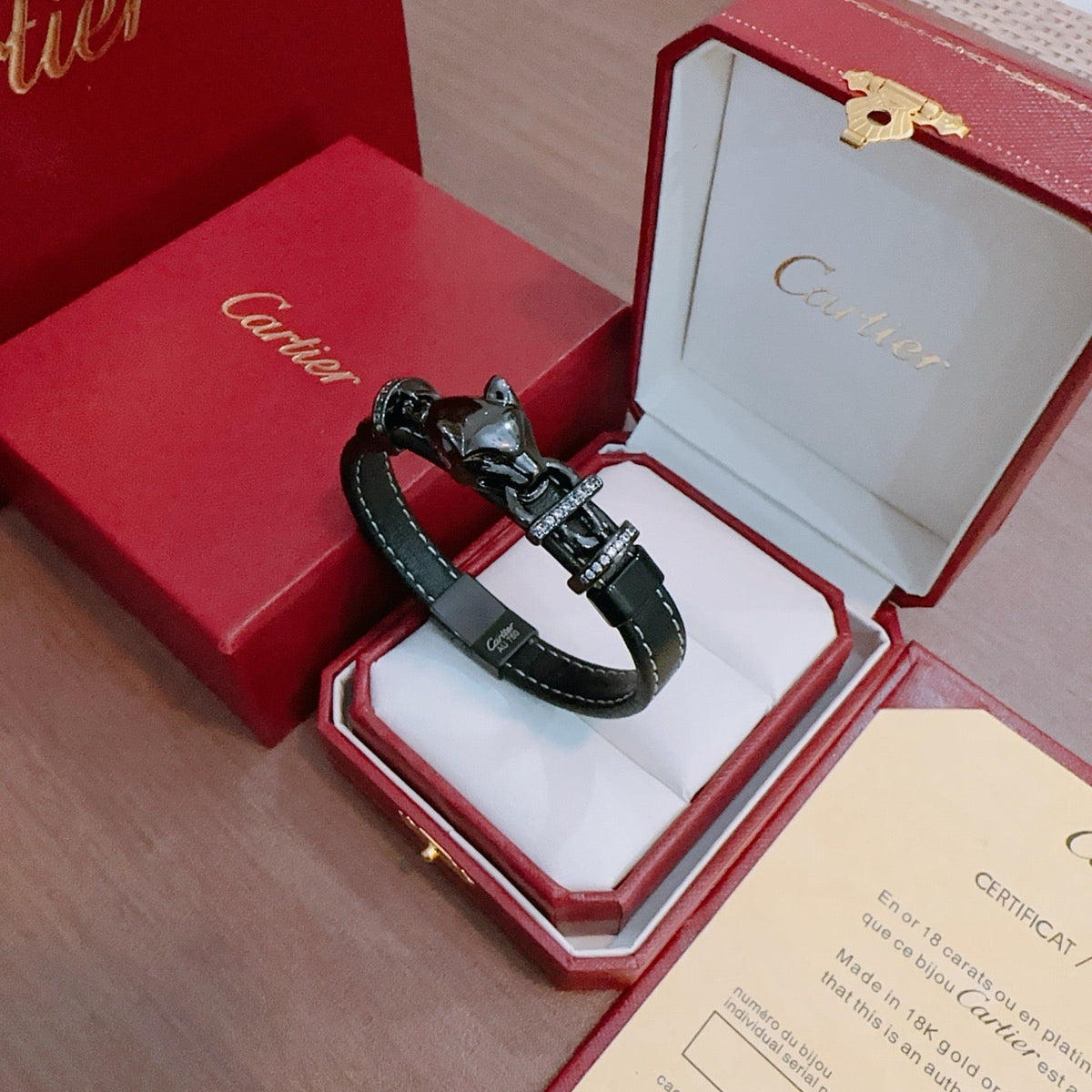 Martin Graham bracelet in polished metal-tone – detail view