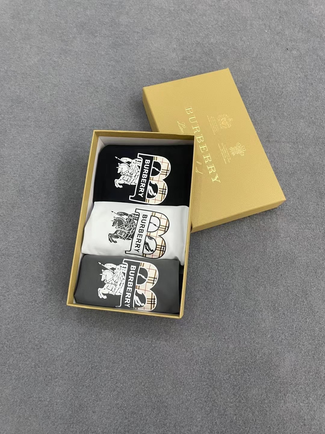 Burberry Appliqué Motif Men's Trunk Underwear - 3-Piece Box