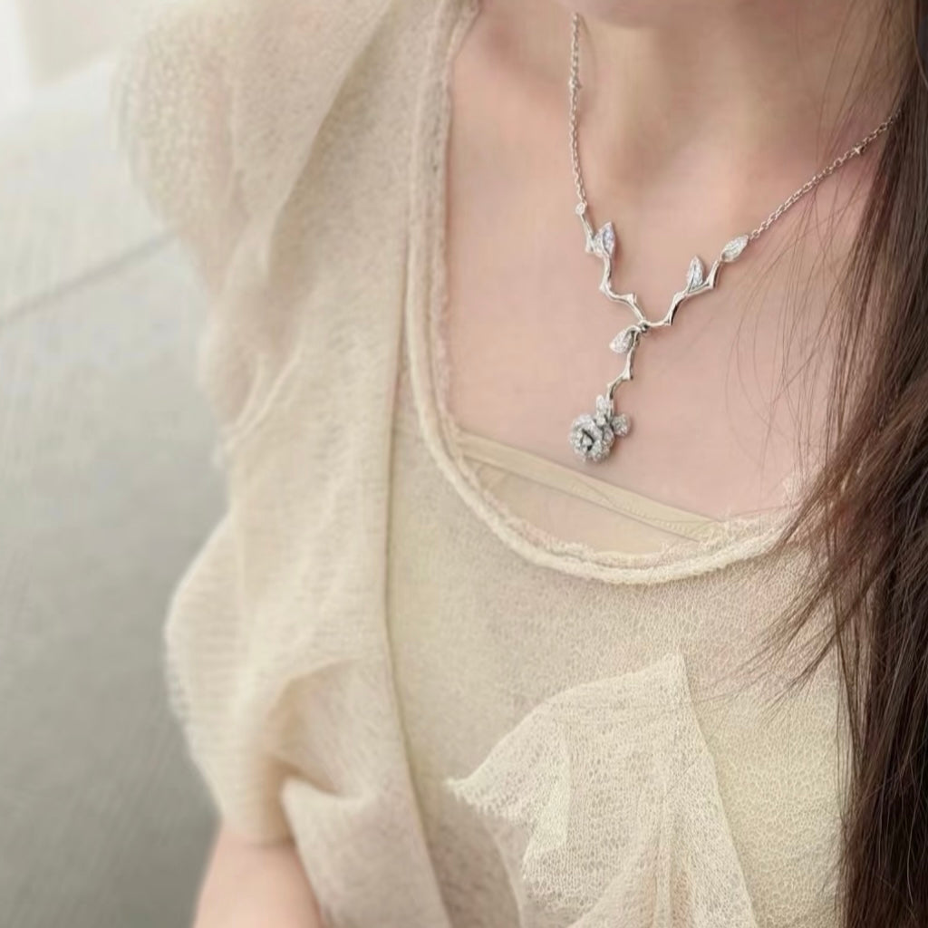 Martin Graham pendant necklace in polished metal-tone – detail view