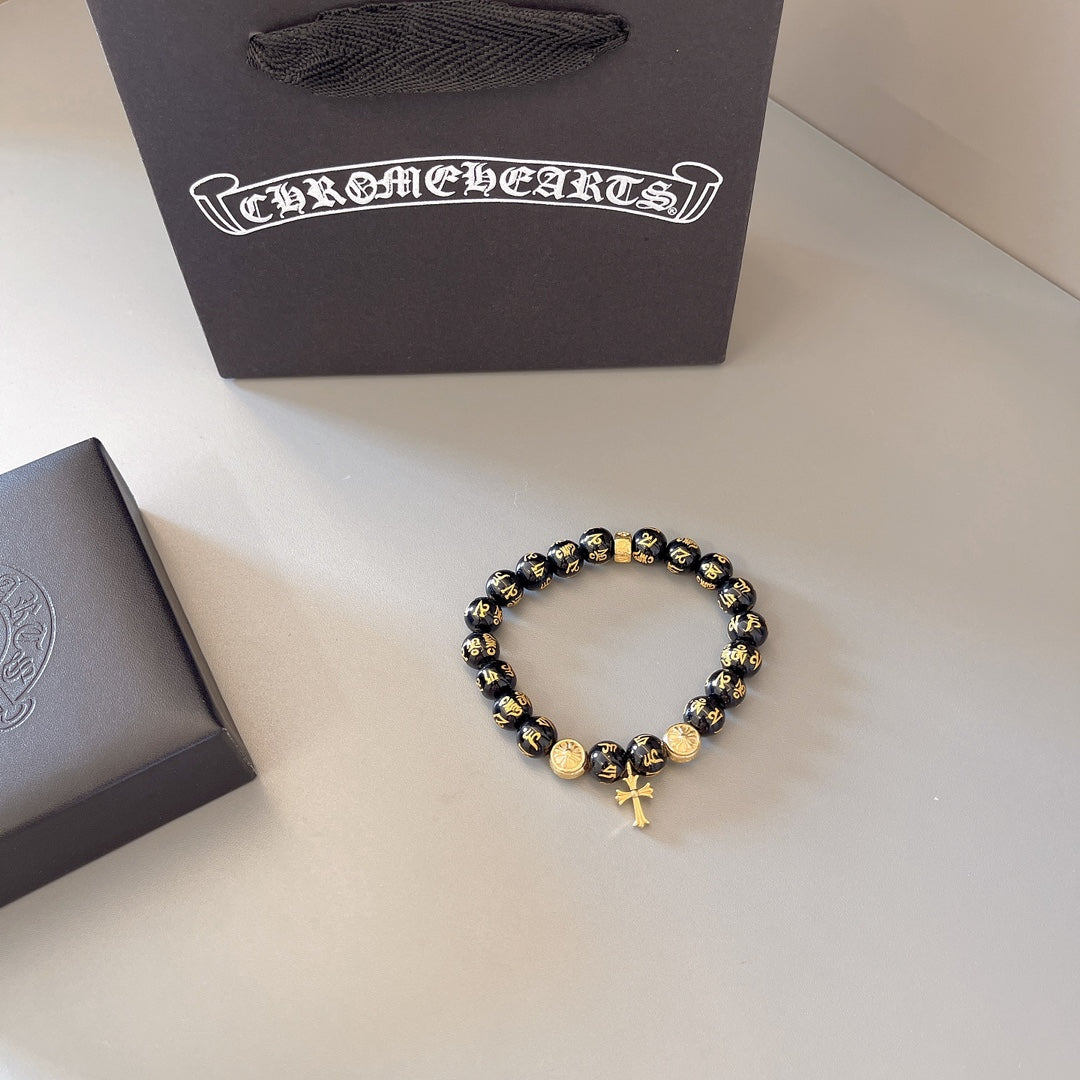 Martin Graham beaded bracelet in polished metal-tone – detail view