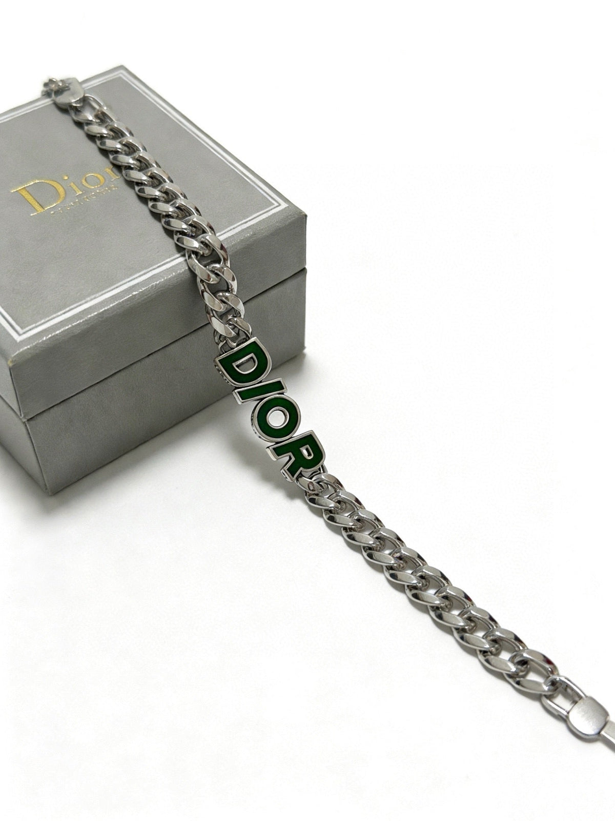 Martin Graham pendant necklace in polished metal-tone – detail view
