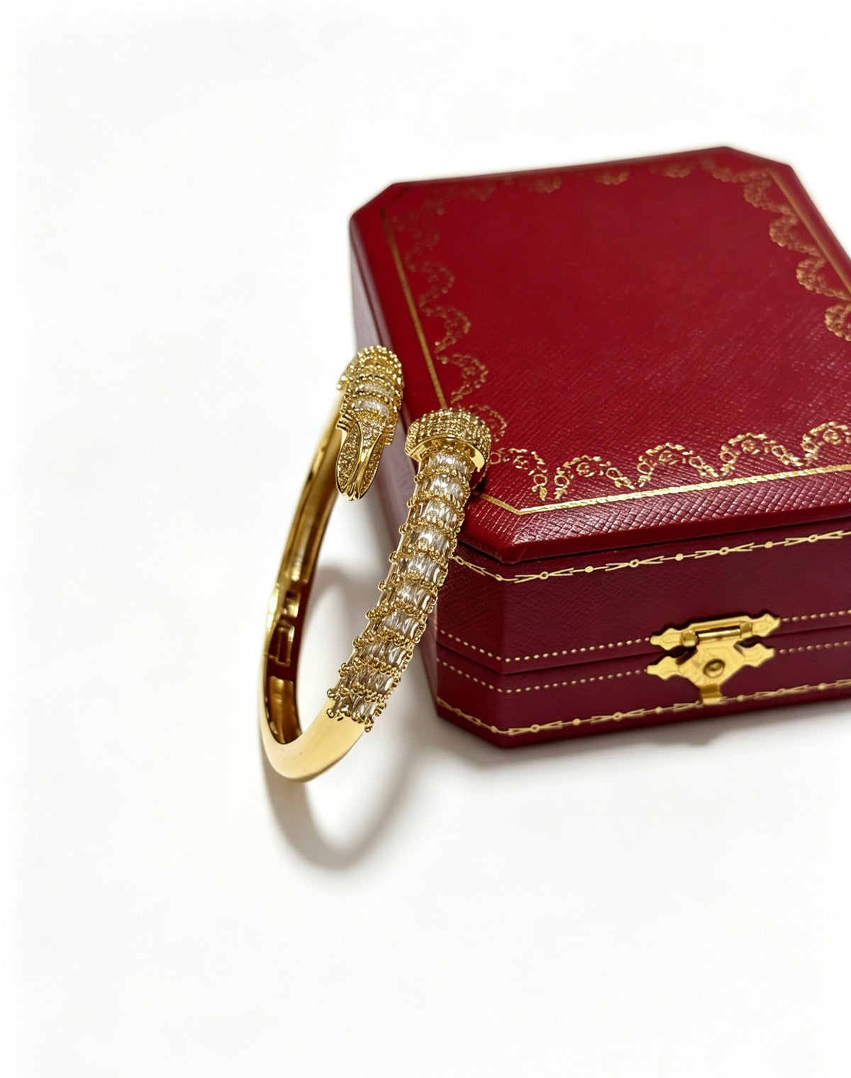 Martin Graham bracelet in polished metal-tone – detail view
