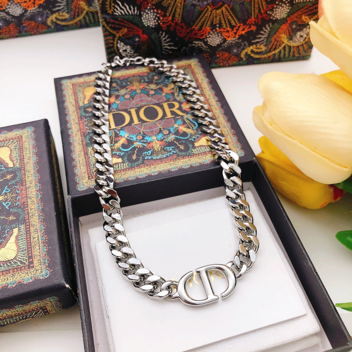 Martin Graham pendant necklace in polished metal-tone – detail view