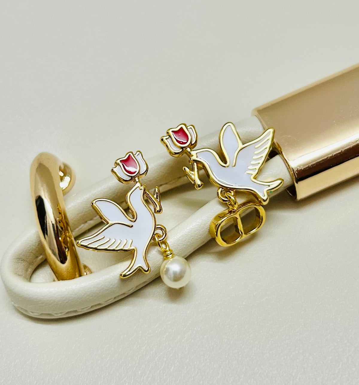 Martin Graham earrings in polished metal-tone – detail view