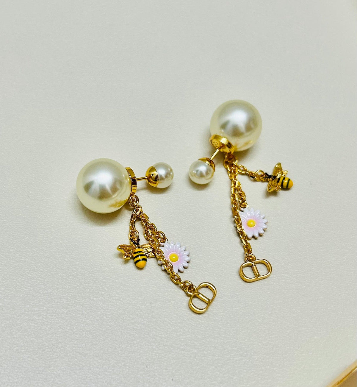 Martin Graham earrings in polished metal-tone – detail view