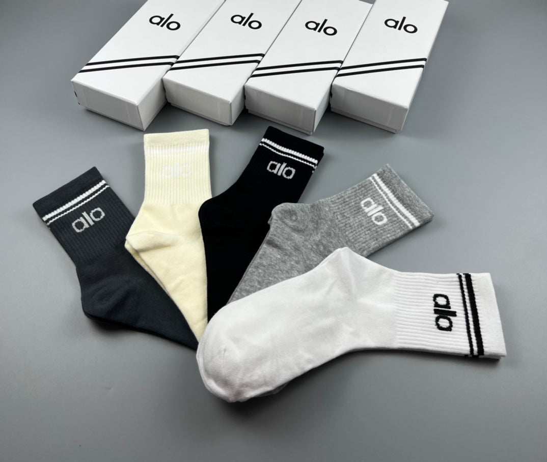 Alo Classic Crew Socks - Assorted Set