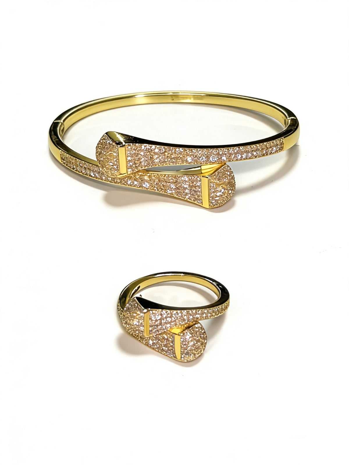 Martin Graham bracelet in polished metal-tone – detail view