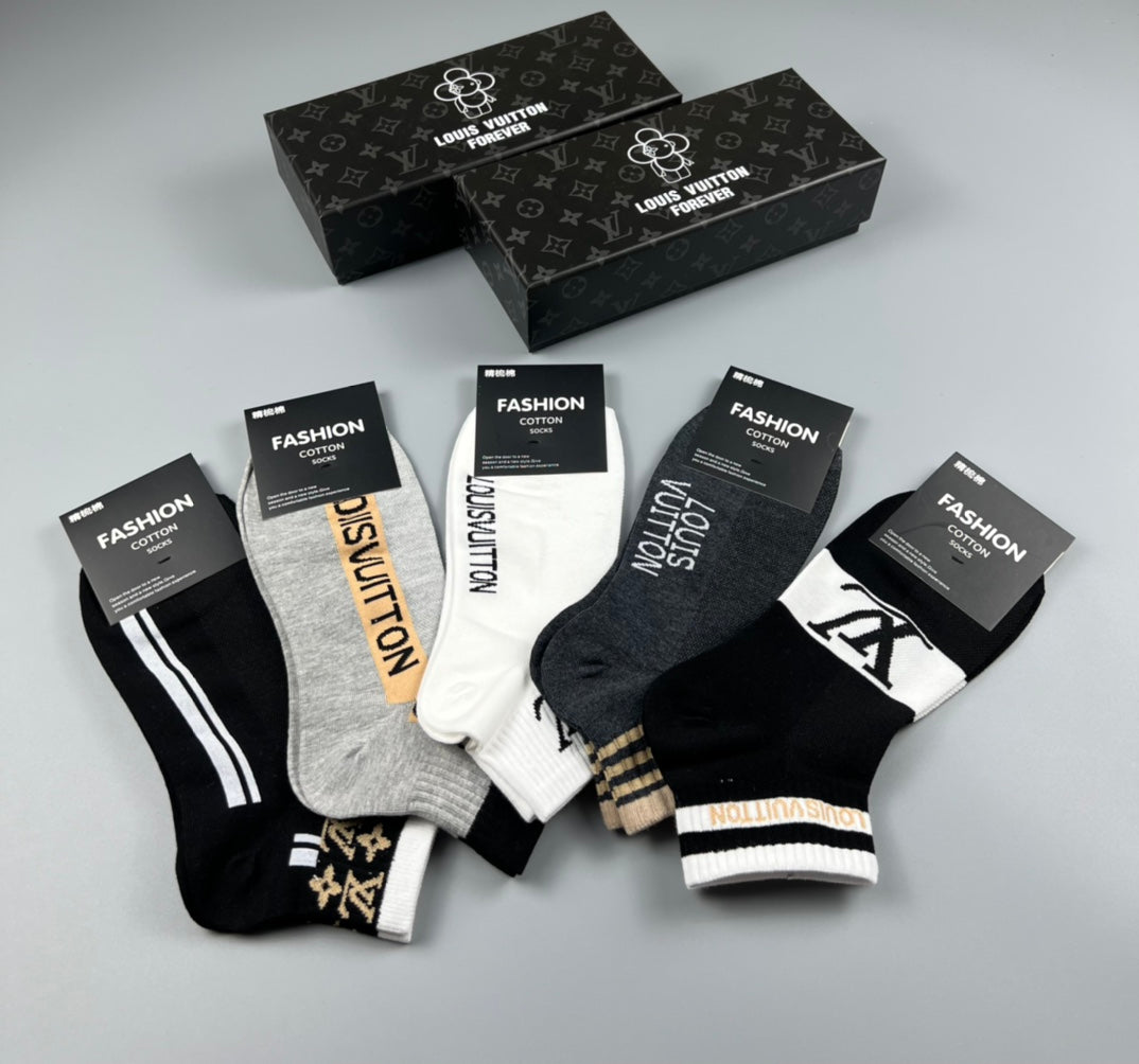 Louis Vuitton Star And Initial Details Ankle Socks - 5-Pair Set