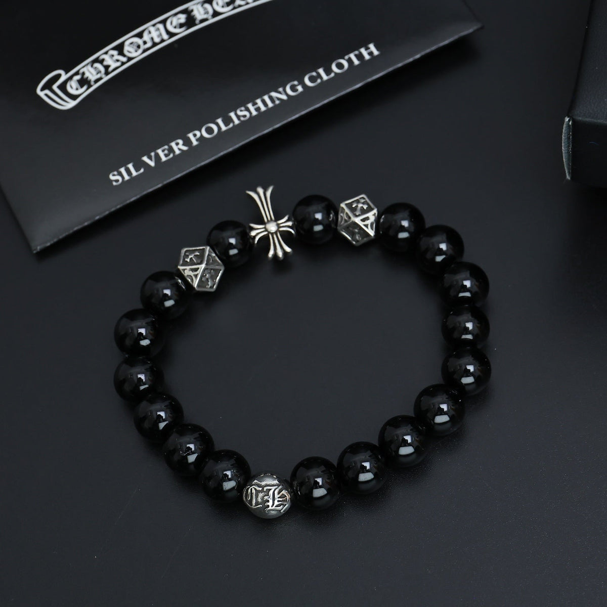 Martin Graham beaded bracelet in polished metal-tone – detail view