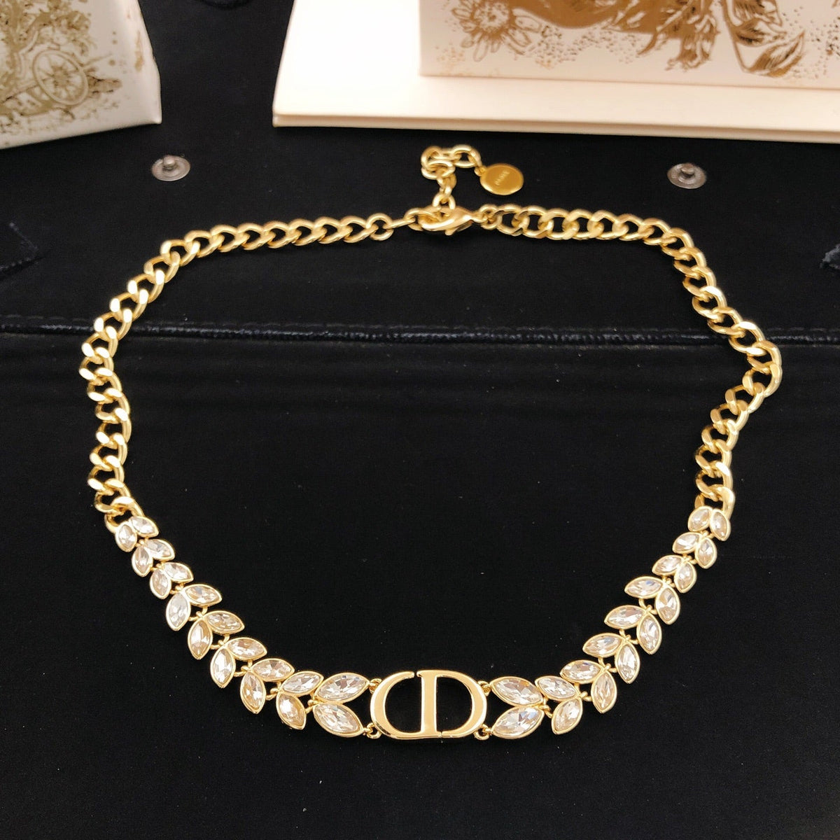 Martin Graham pendant necklace in polished metal-tone – detail view