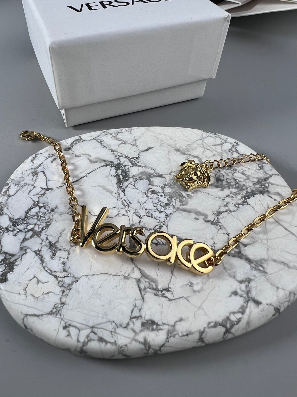 Martin Graham bracelet in polished metal-tone – detail view
