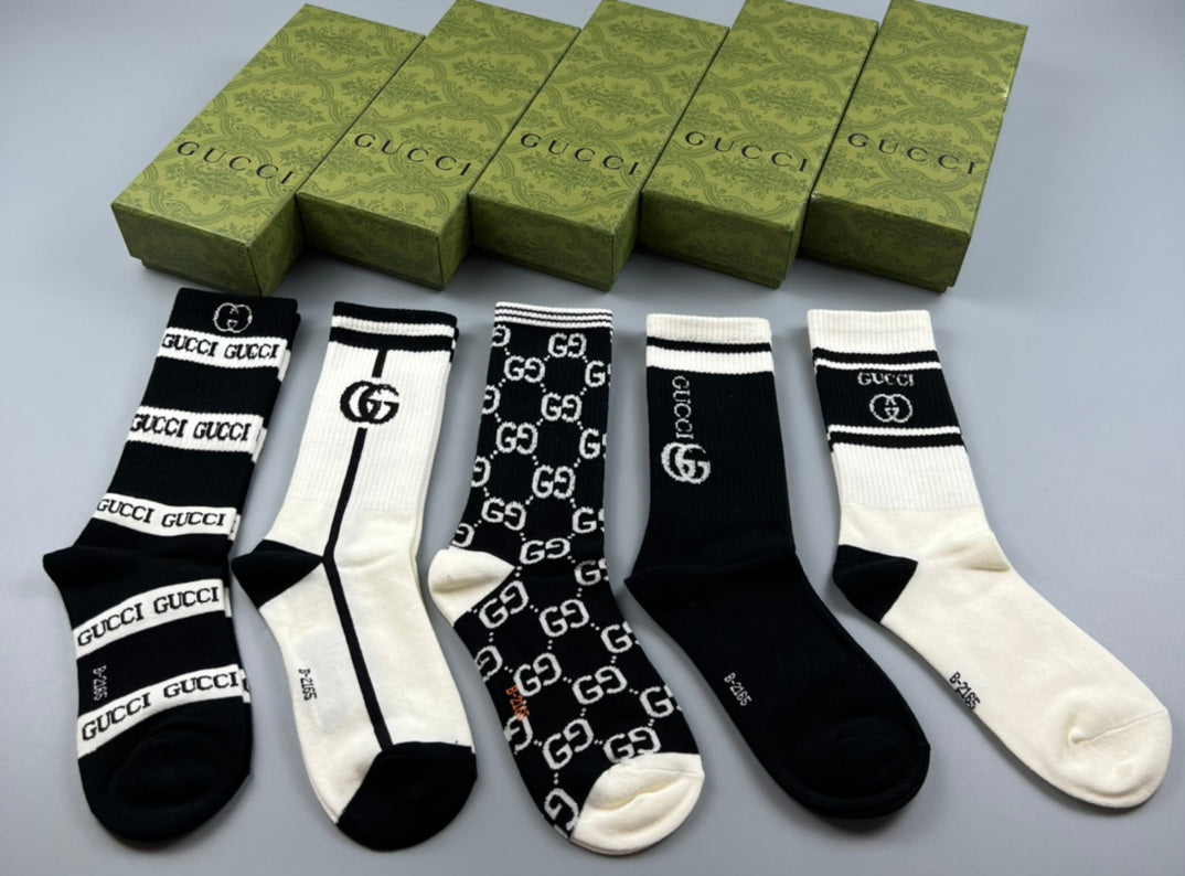 Gucci Cotton Geometric Linked Patterns Crew Socks - 5-Pair Set