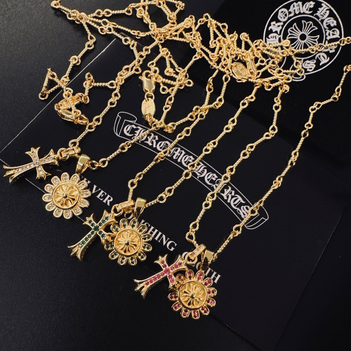 Martin Graham pendant necklace in polished metal-tone – detail view