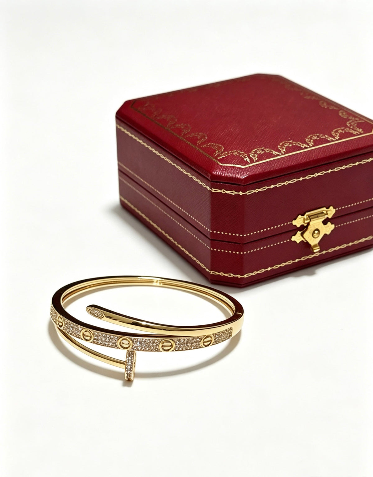 Martin Graham bracelet in polished metal-tone – side detail