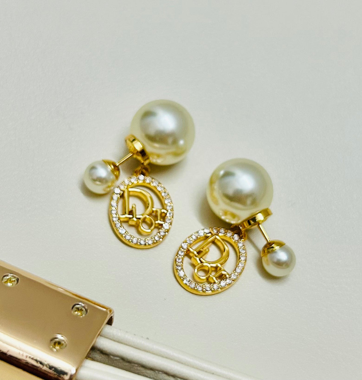 Martin Graham earrings in polished metal-tone – side detail