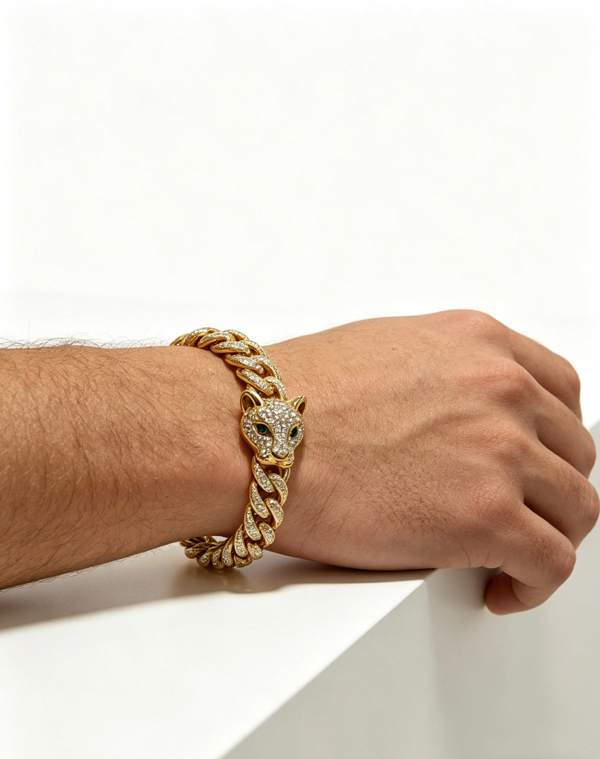 Martin Graham bracelet in polished metal-tone – side detail