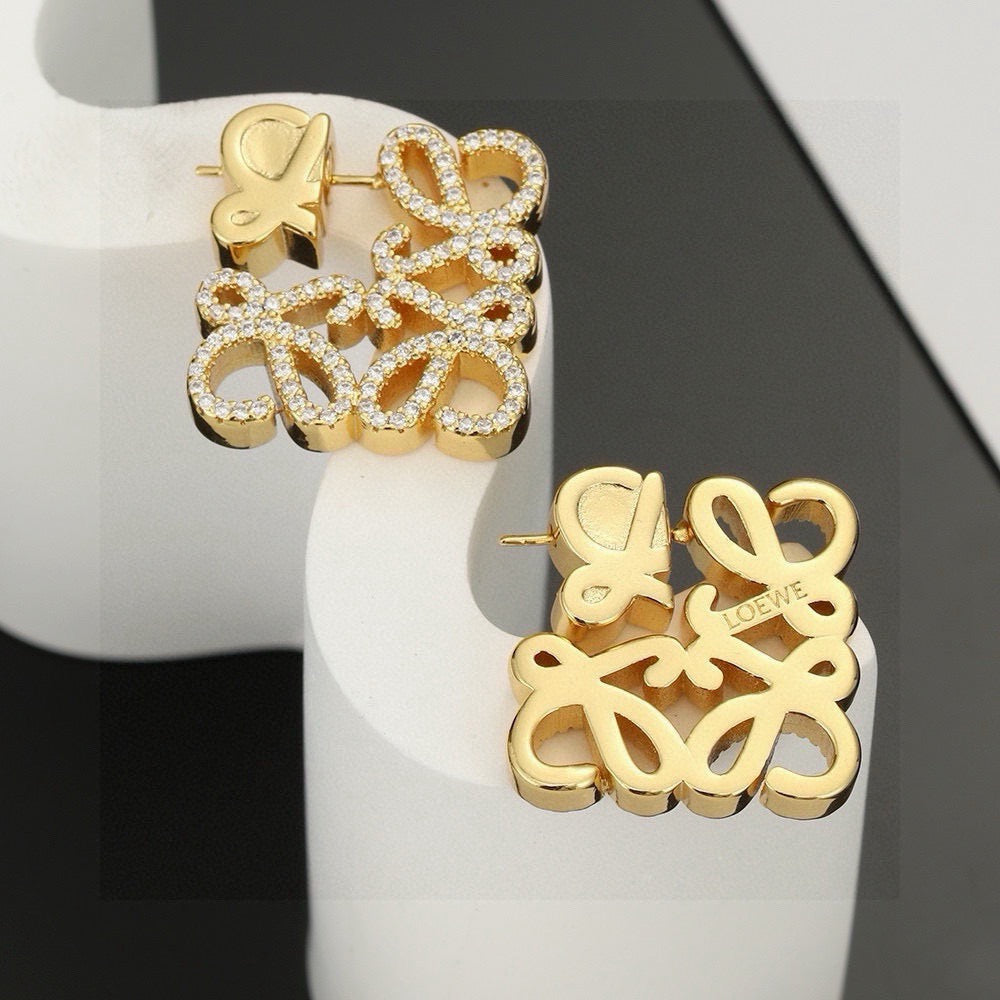 Martin Graham stud earrings in polished metal-tone – side detail